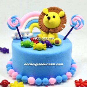 Tạo hình nghệ thuật bánh sinh nhật bằng đất nặn