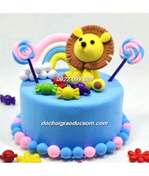 Tạo hình nghệ thuật bánh sinh nhật bằng đất nặn